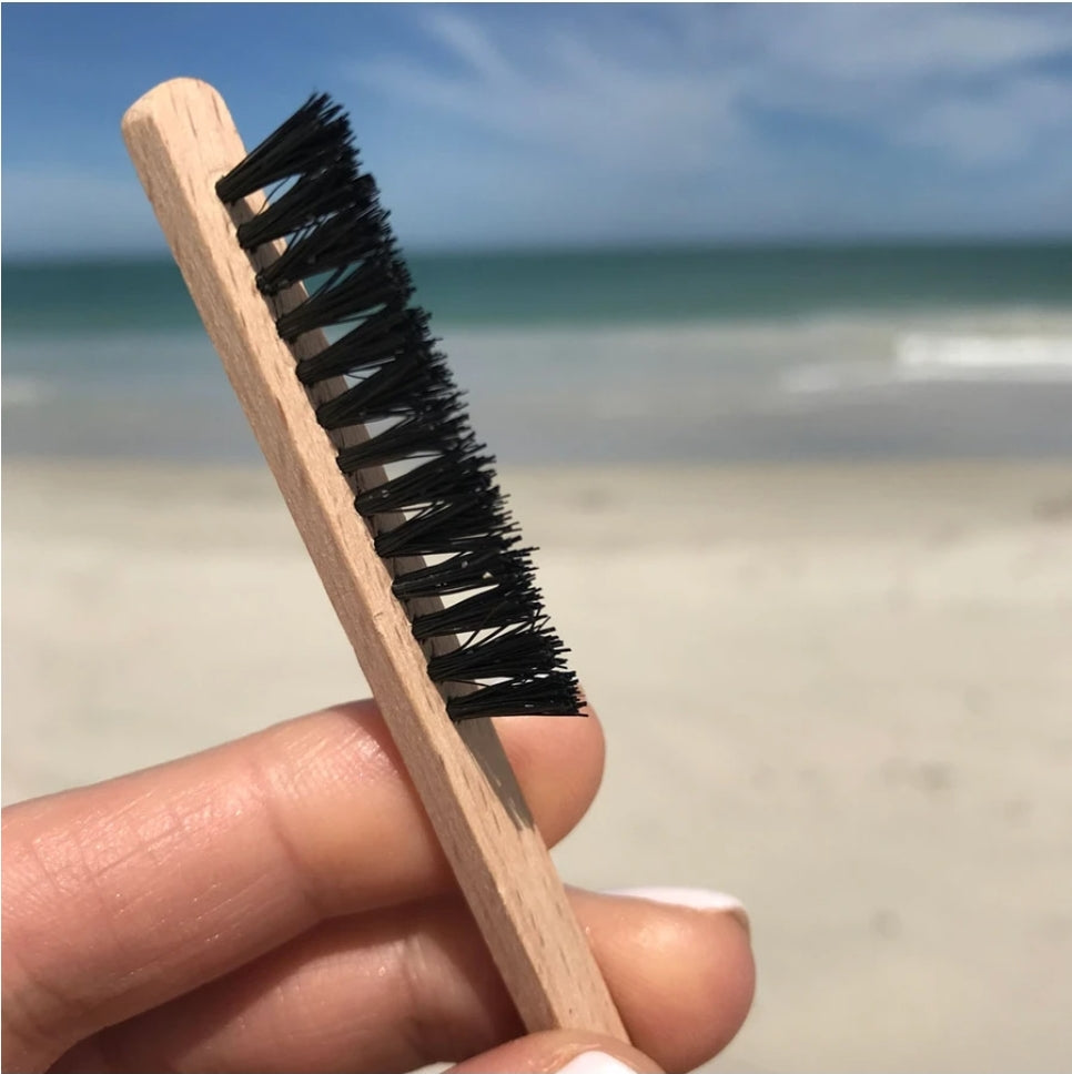 Beachy Brows Brow Styling Brush