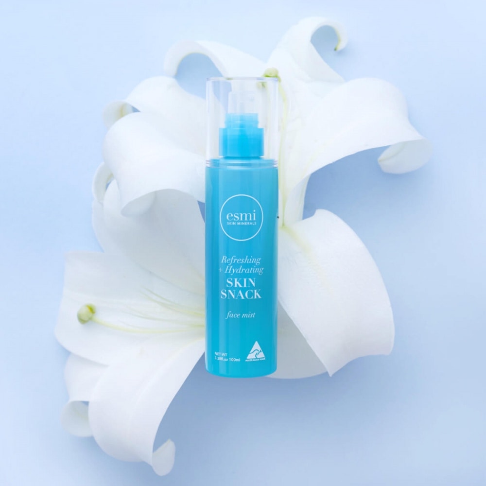 Esmi Refreshing and Hydrating Skin Snack Face Mist