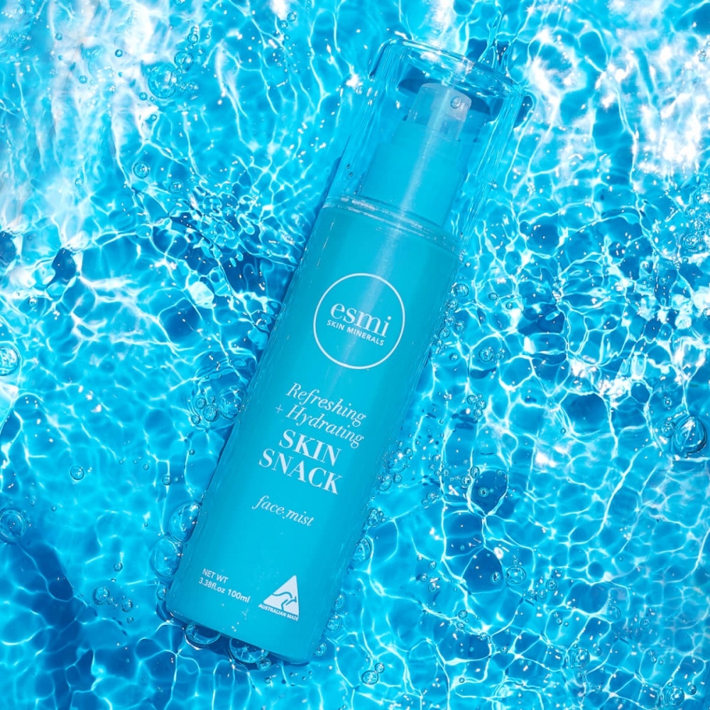 Esmi Refreshing and Hydrating Skin Snack Face Mist