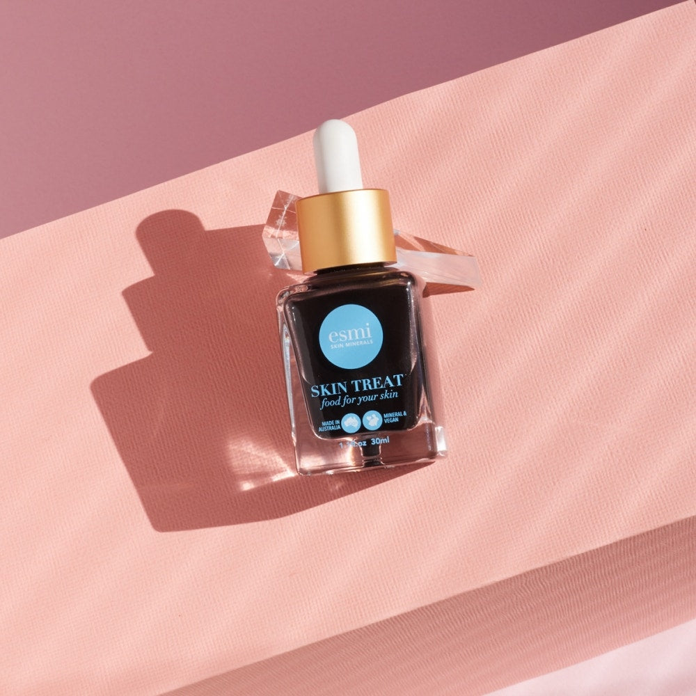 Esmi Detoxifying Exfoliating Charcoal Serum