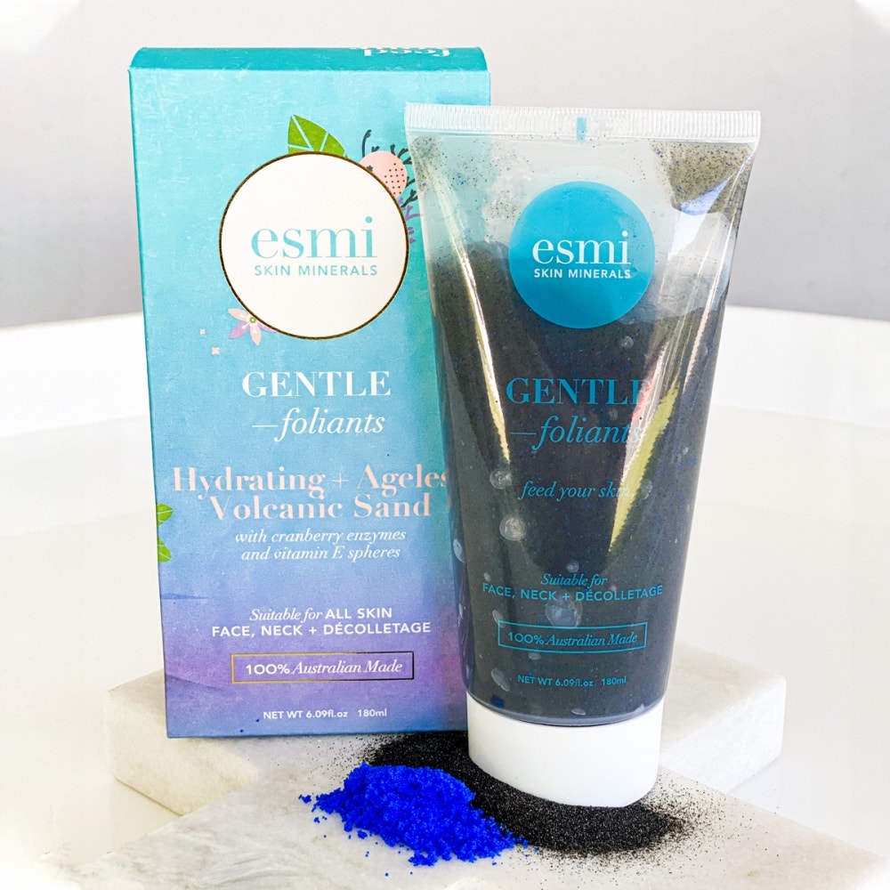 Esmi Hydrating and Ageless Volcanic Sand Gentle-Foliant