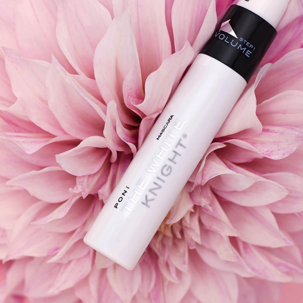 Poni White Knight Mascara