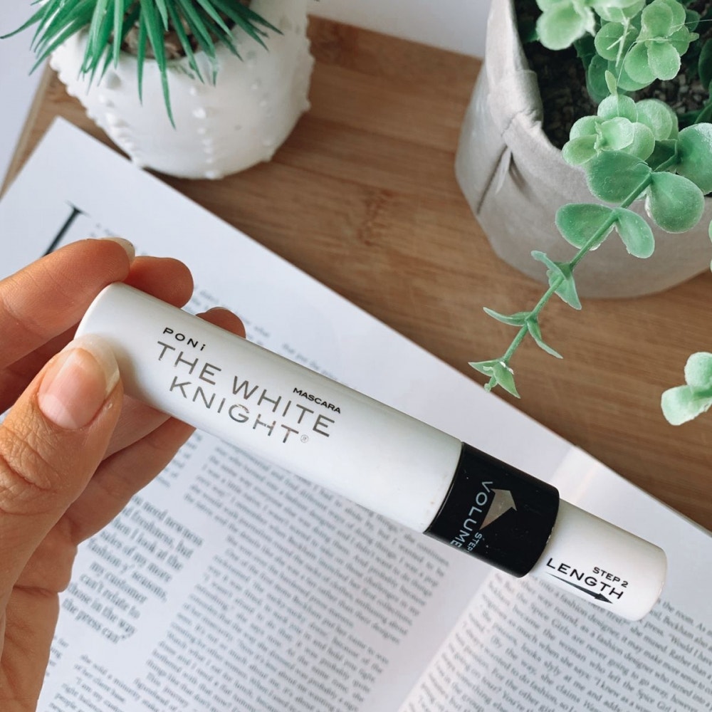 Poni White Knight Mascara