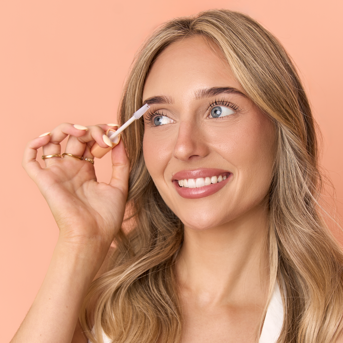 Bella Beauty Pro - Lash Gloss - Hydrating & Nourishing Styling Serum For Lashes