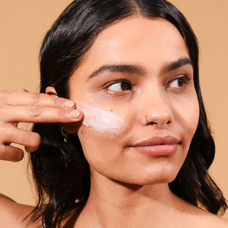 Esmi Sensitive Moisturiser