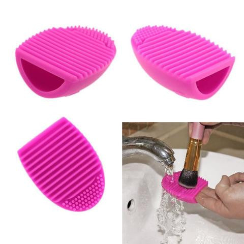 Small Makeup Brush Cleaning Egg - Fuschia Pink